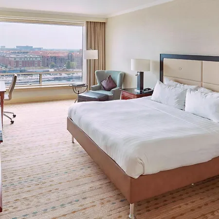 Marriott Hotell 5*